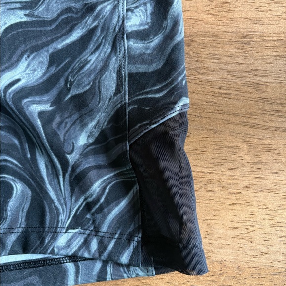 VS PINK Marble Biker Short - Picture 3 of 3